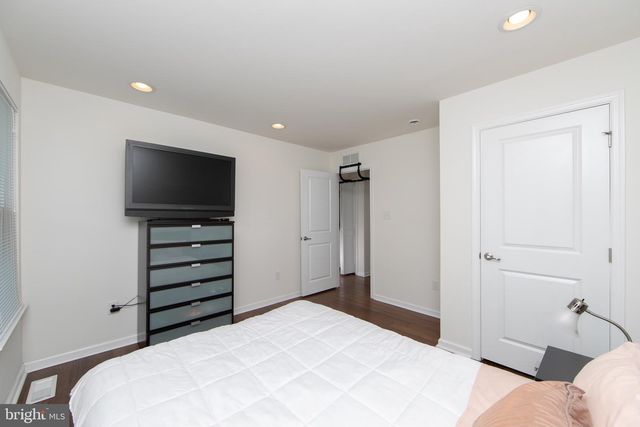 28 REGENCY CT, Cherry Hill, NJ 08002