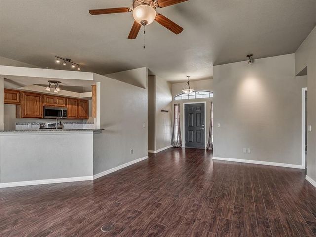 7148 NW 102nd Street, Oklahoma City, OK 73162