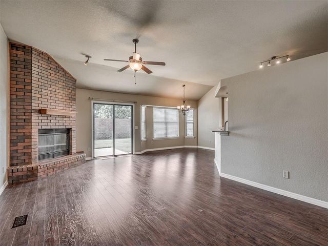 7148 NW 102nd Street, Oklahoma City, OK 73162