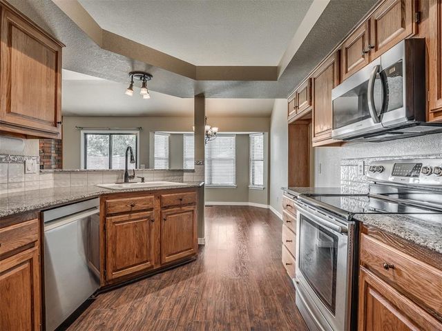 7148 NW 102nd Street, Oklahoma City, OK 73162
