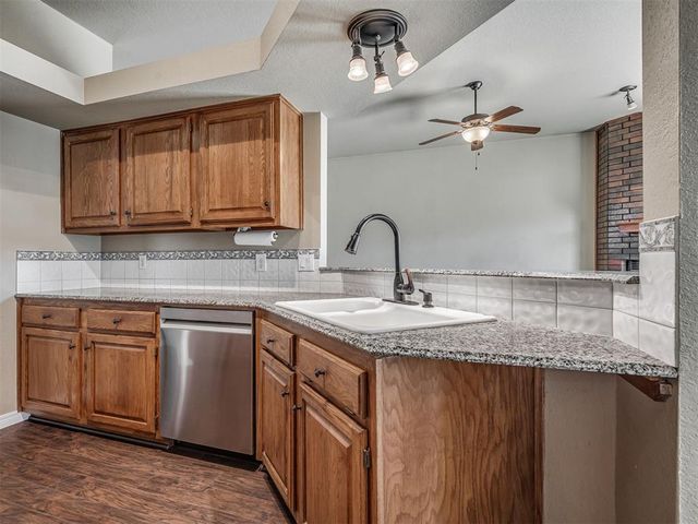 7148 NW 102nd Street, Oklahoma City, OK 73162