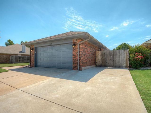 7148 NW 102nd Street, Oklahoma City, OK 73162