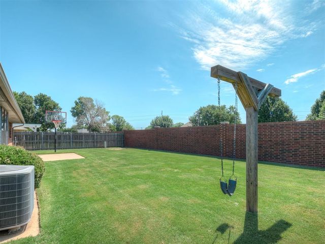 7148 NW 102nd Street, Oklahoma City, OK 73162