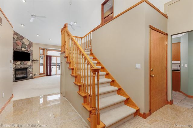 10045 Highland Road, White Lake Charter Township, MI 48386