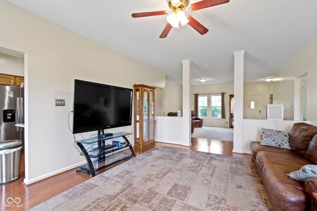 8778 N Deer Crossing Boulevard, Mccordsville, IN 46055