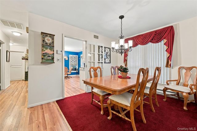 473 Stratford Lane, Ridge, NY 11961