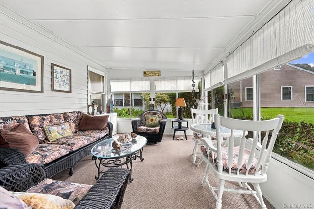 473 Stratford Lane, Ridge, NY 11961