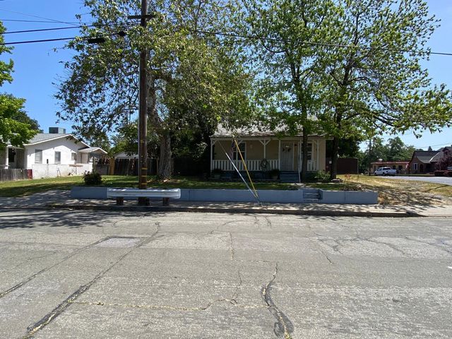 213 S Lincoln St, Roseville, CA 95678