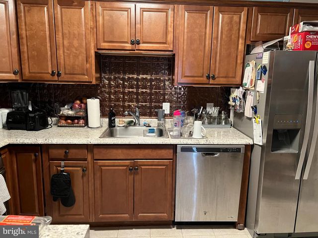 208 ASHLEY RUN, Voorhees, NJ 08043