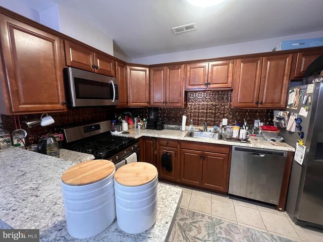 208 ASHLEY RUN, Voorhees, NJ 08043