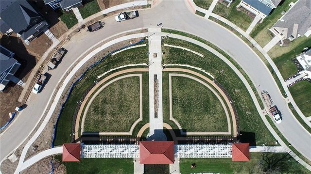 3262 SW Pergola Park Drive, Lee's Summit, MO 64081