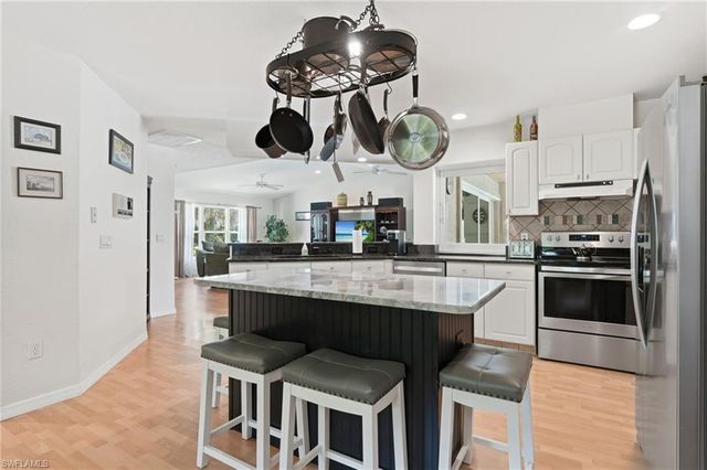 1140 22nd AVE NE, Naples, FL 34120