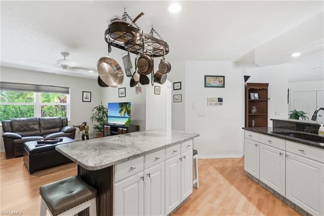 1140 22nd AVE NE, Naples, FL 34120