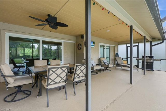 1140 22nd AVE NE, Naples, FL 34120
