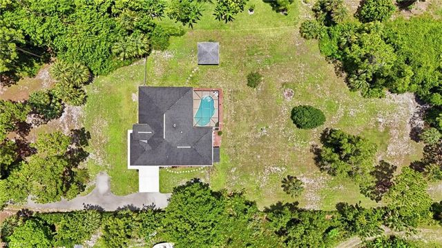 1140 22nd AVE NE, Naples, FL 34120