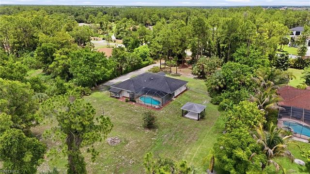 1140 22nd AVE NE, Naples, FL 34120