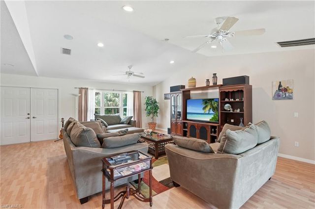 1140 22nd AVE NE, Naples, FL 34120