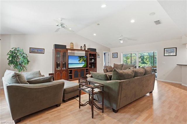 1140 22nd AVE NE, Naples, FL 34120