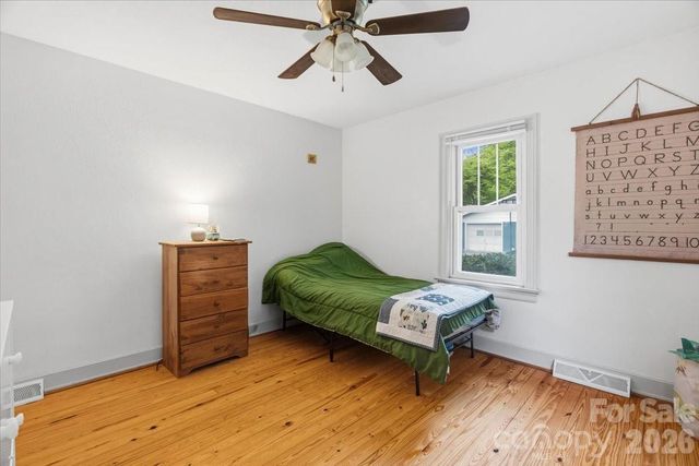 1203 Allens Creek Road, Waynesville, NC 28786