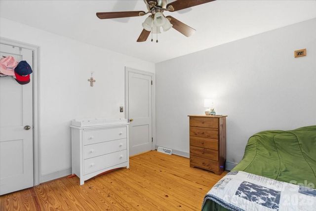 1203 Allens Creek Road, Waynesville, NC 28786