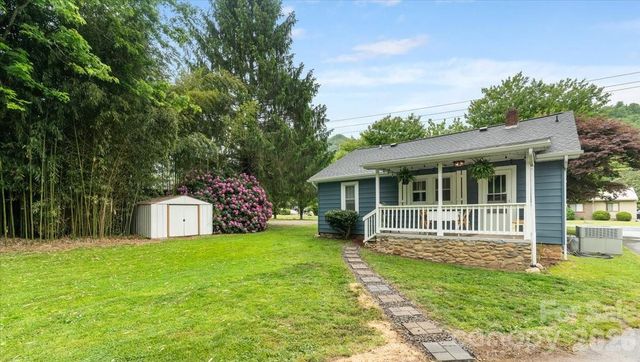 1203 Allens Creek Road, Waynesville, NC 28786