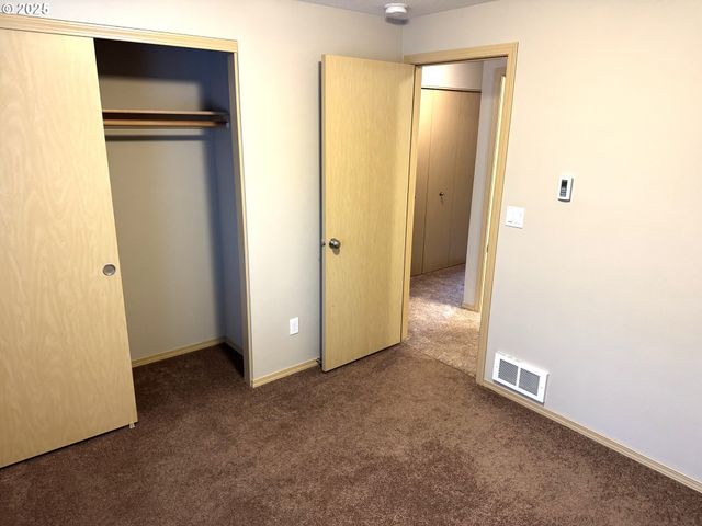 2600 Ne 33RD St, Lincoln City, OR 97367