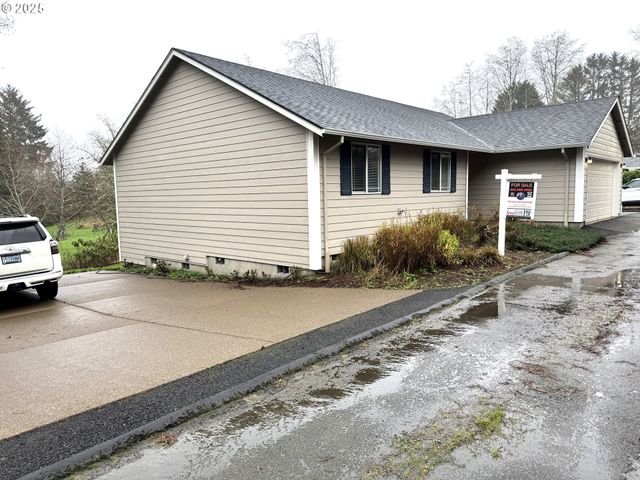 2600 Ne 33RD St, Lincoln City, OR 97367