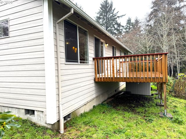 2600 Ne 33RD St, Lincoln City, OR 97367