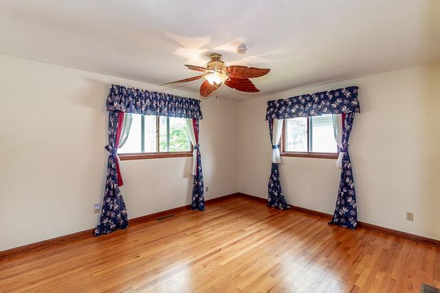 1808 NASSAU STREET, New London, WI 54961