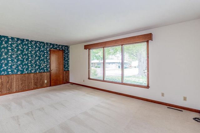 1808 NASSAU STREET, New London, WI 54961