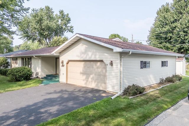 1808 NASSAU STREET, New London, WI 54961