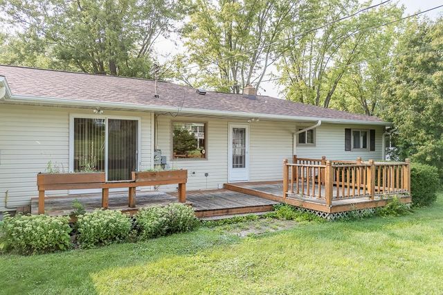 1808 NASSAU STREET, New London, WI 54961