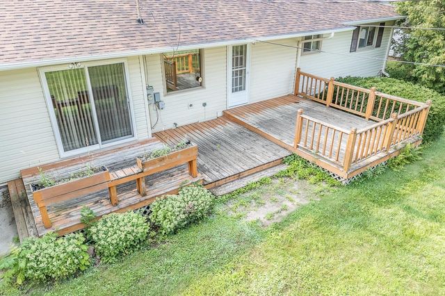 1808 NASSAU STREET, New London, WI 54961