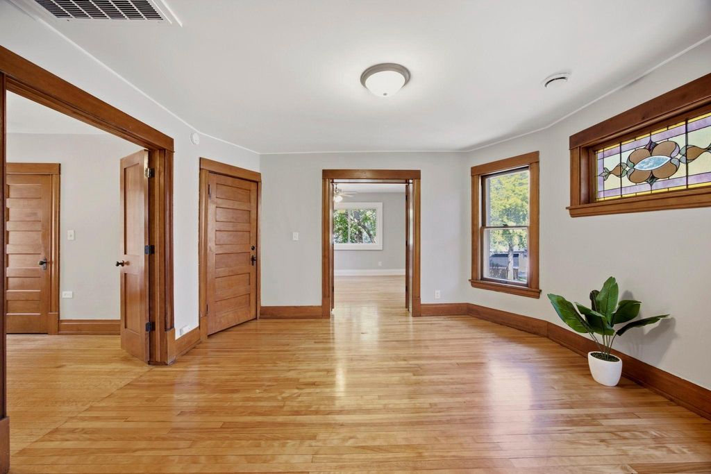 516 8th Avenue NE, Minneapolis, MN 55413 — photo 4