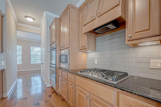 38 Islewood Boulevard, The Woodlands, TX 77380
