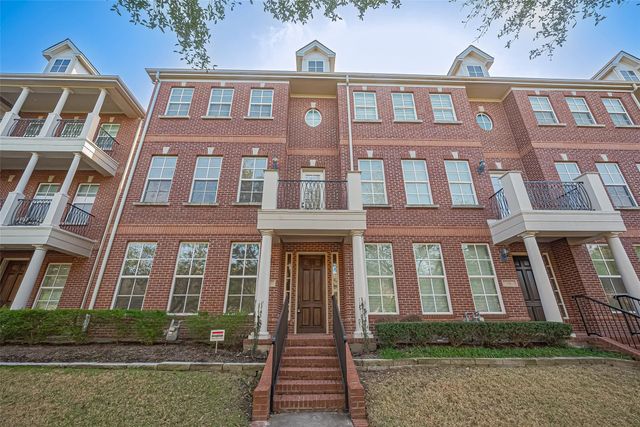 38 Islewood Boulevard, The Woodlands, TX 77380