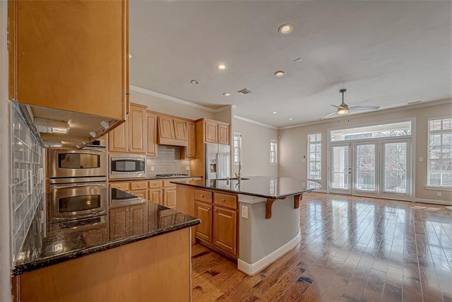 38 Islewood Boulevard, The Woodlands, TX 77380