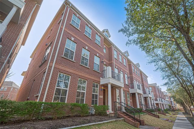 38 Islewood Boulevard, The Woodlands, TX 77380