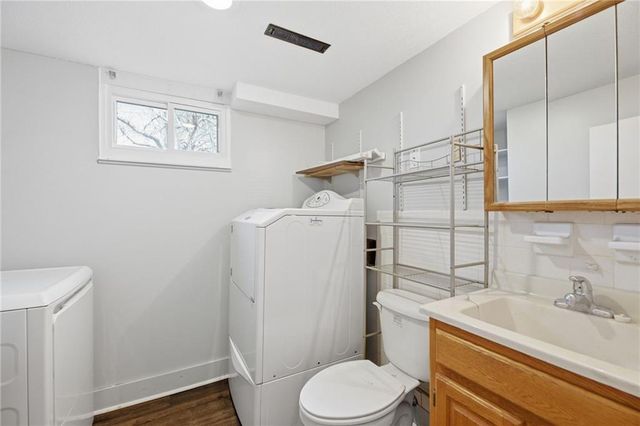 200 E 10th Street, Kearney, MO 64060