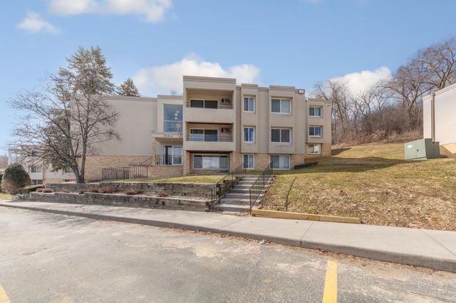 362 Elton Hills Drive NW 23, Rochester, MN 55901