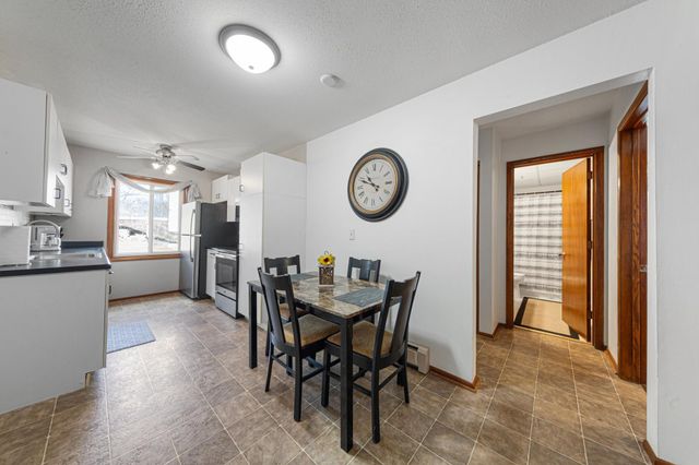 362 Elton Hills Drive NW 23, Rochester, MN 55901