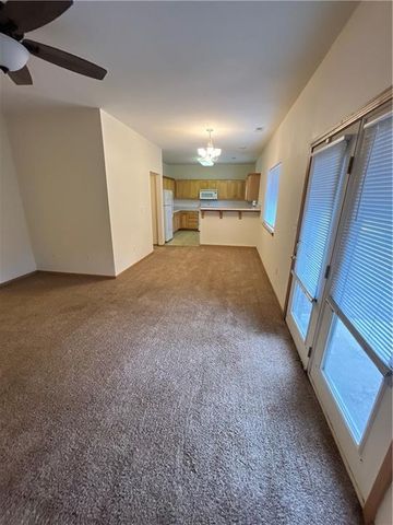 Park Avenue, Warrensburg, MO 64093