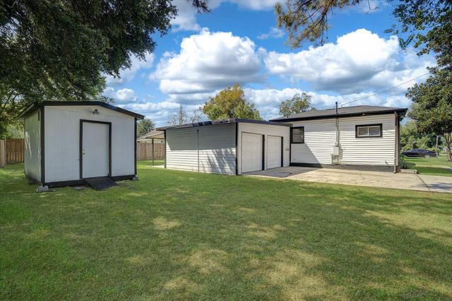 6405 Woodrow Street, Texas City, TX 77591