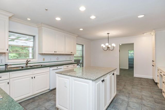 1664 Mason Mill NE Road, Atlanta, GA 30329