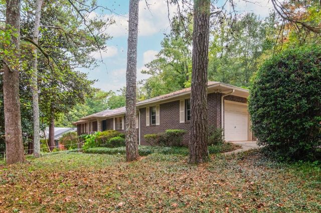 1664 Mason Mill NE Road, Atlanta, GA 30329