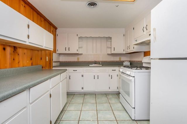 1664 Mason Mill NE Road, Atlanta, GA 30329