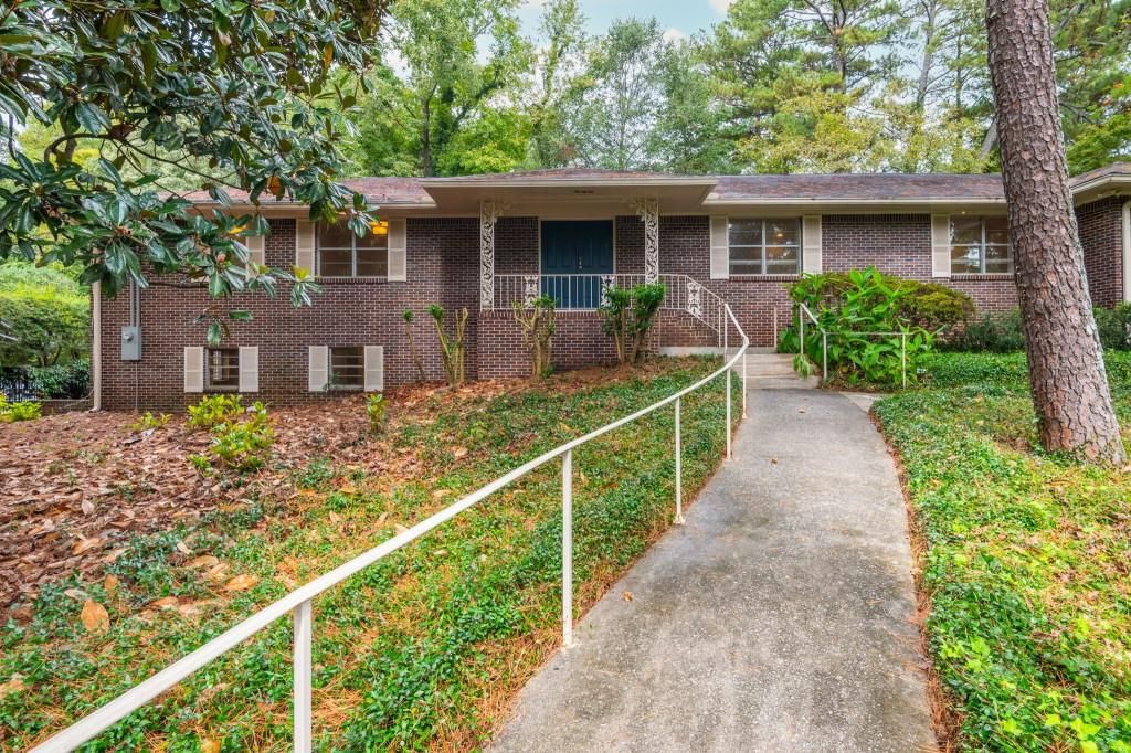 1664 Mason Mill NE Road, Atlanta, GA 30329
