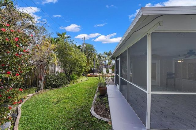 2725 SE 5th Court, Pompano Beach, FL 33062