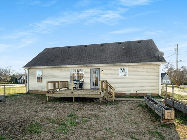 265 Sagewood Dr, Pulaski, TN 38478