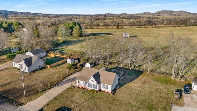 265 Sagewood Dr, Pulaski, TN 38478